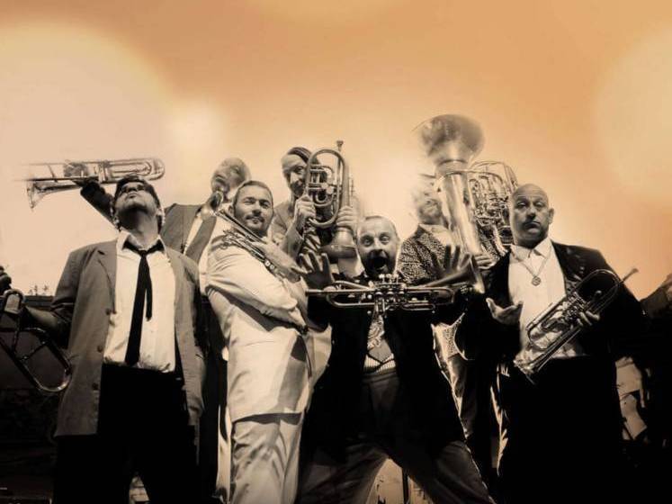 MNOZIL BRASS – « PHOENIX »